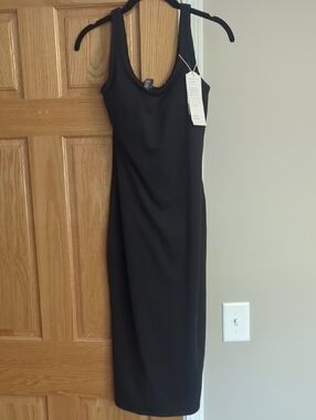 Vuori Halo Dress